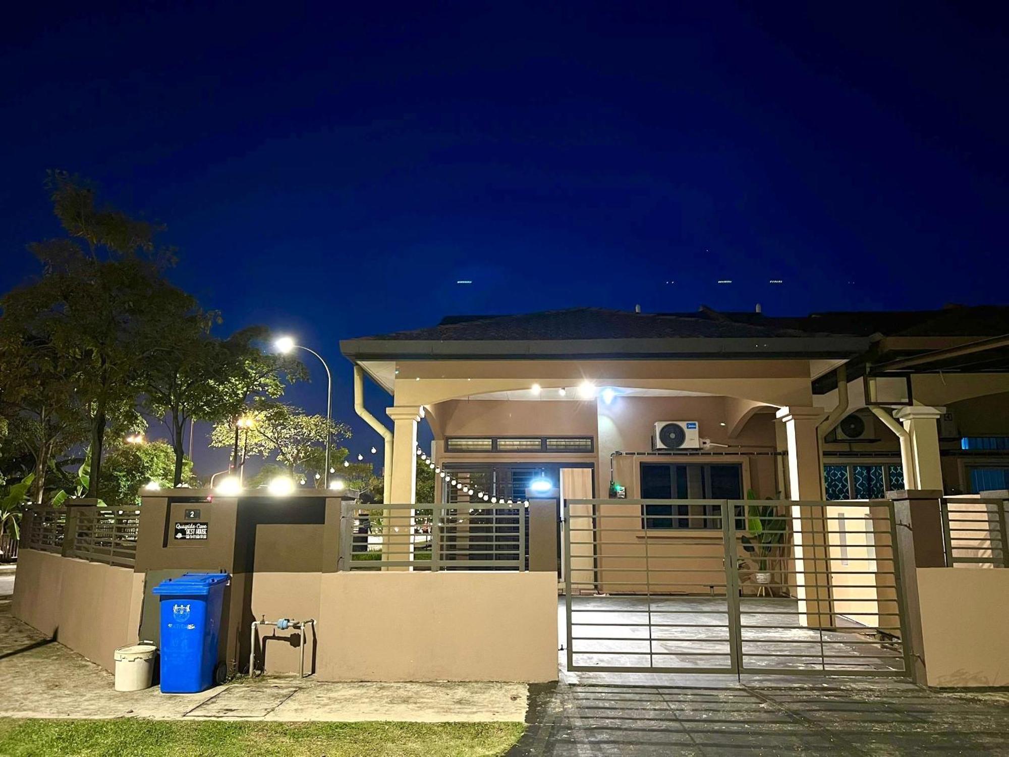 Quayside Cove Homestay - Corner House, Shah Alam Rimbayu Netflix Syok Tv Bbq Esterno foto